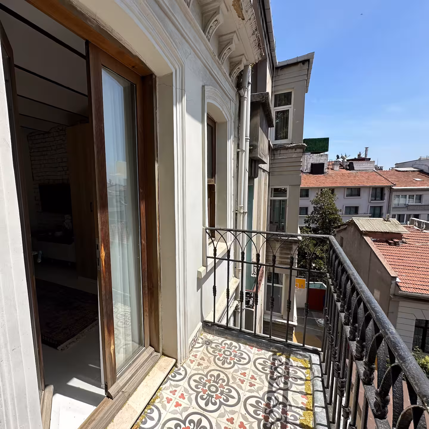 Buğra Apartmanı 4