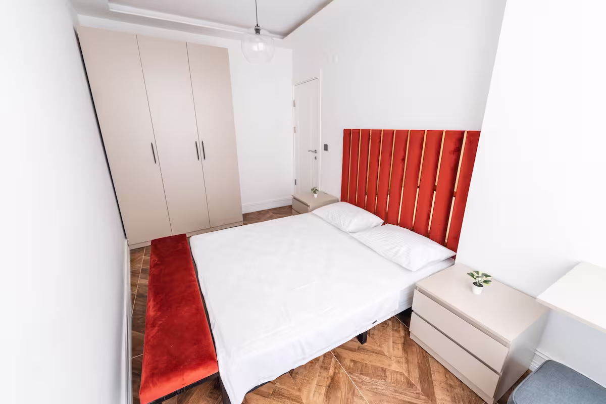 Enver Apartmanı 3